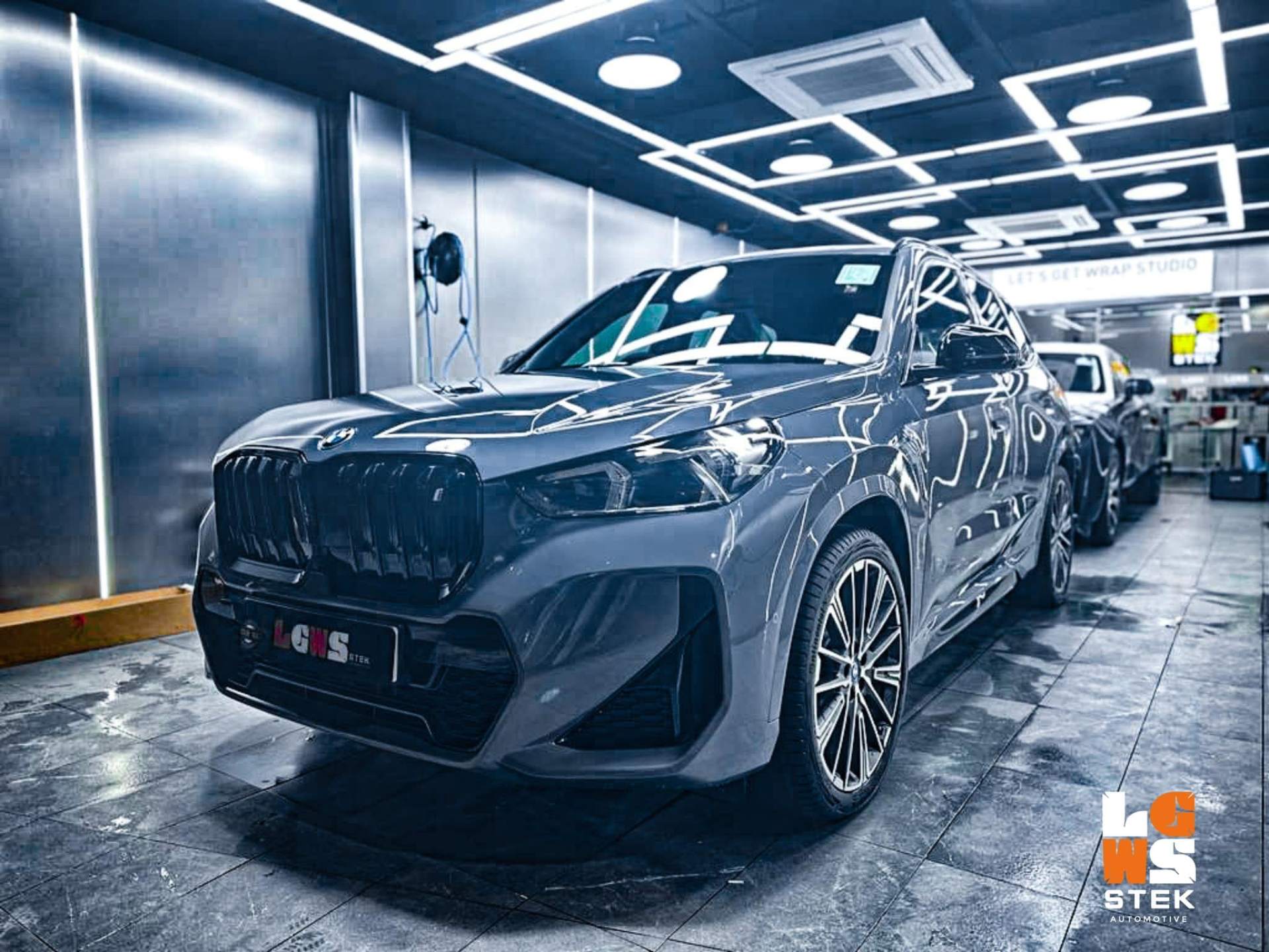 BMW iX1 STEK DYNOPure+ 透明亮面漆面保護膜 (Gloss PPF) 施工作品